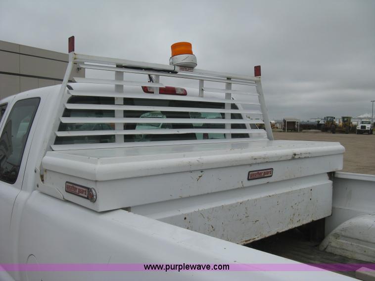 image for item K8644 2007 GMC Sierra Classic 2500HD Ext. Cab pickup truck