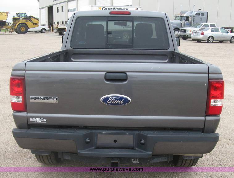 image for item K8646 2011 Ford Ranger XLT SuperCab pickup truck