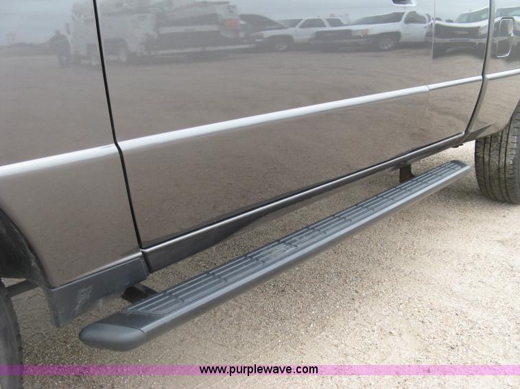 image for item K8646 2011 Ford Ranger XLT SuperCab pickup truck