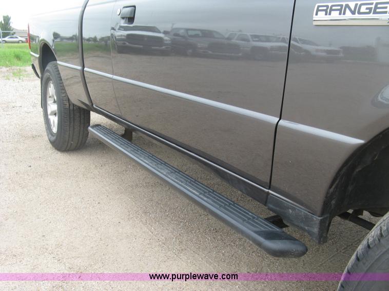 image for item K8646 2011 Ford Ranger XLT SuperCab pickup truck