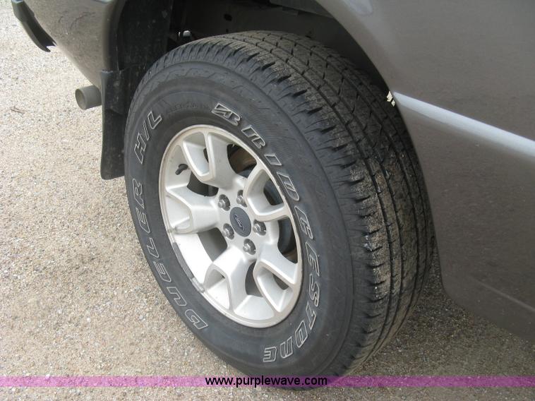 image for item K8646 2011 Ford Ranger XLT SuperCab pickup truck