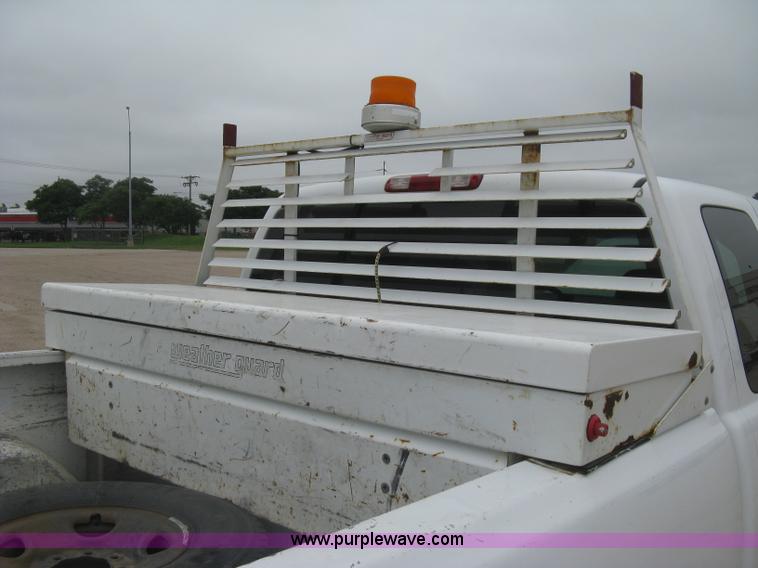 image for item K8647 2005 GMC Sierra 2500HD Ext. Cab pickup truck