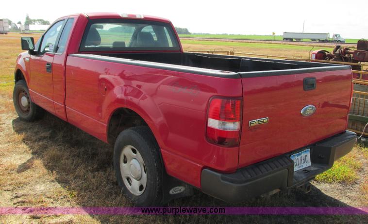 image for item L2504 2007 Ford F150 XL pickup truck