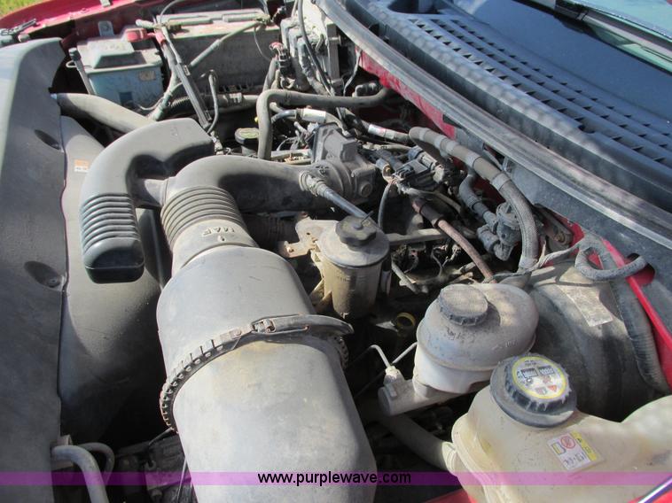 image for item L2504 2007 Ford F150 XL pickup truck