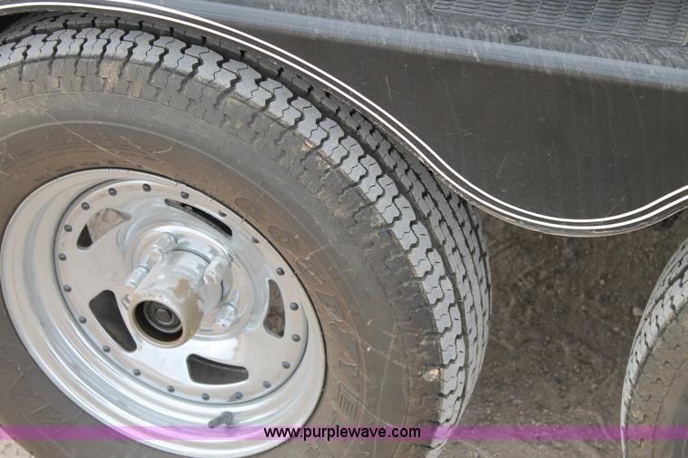 image for item L4255 2008 FSI Bennington 2275 tritoon boat