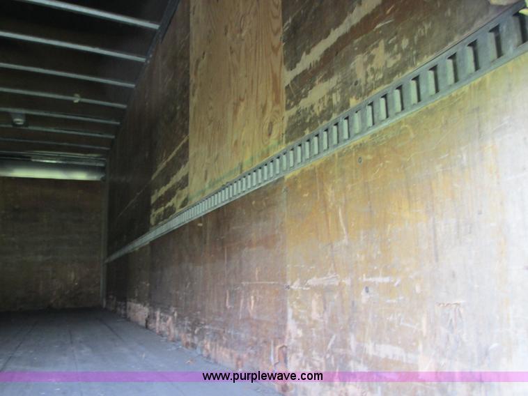 image for item R9322 2004 Freightliner FL70 box truck