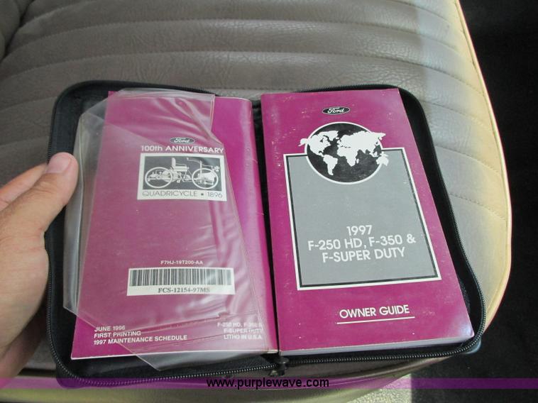 image for item R9323 1997 Ford F450 Super Duty flatbed truck