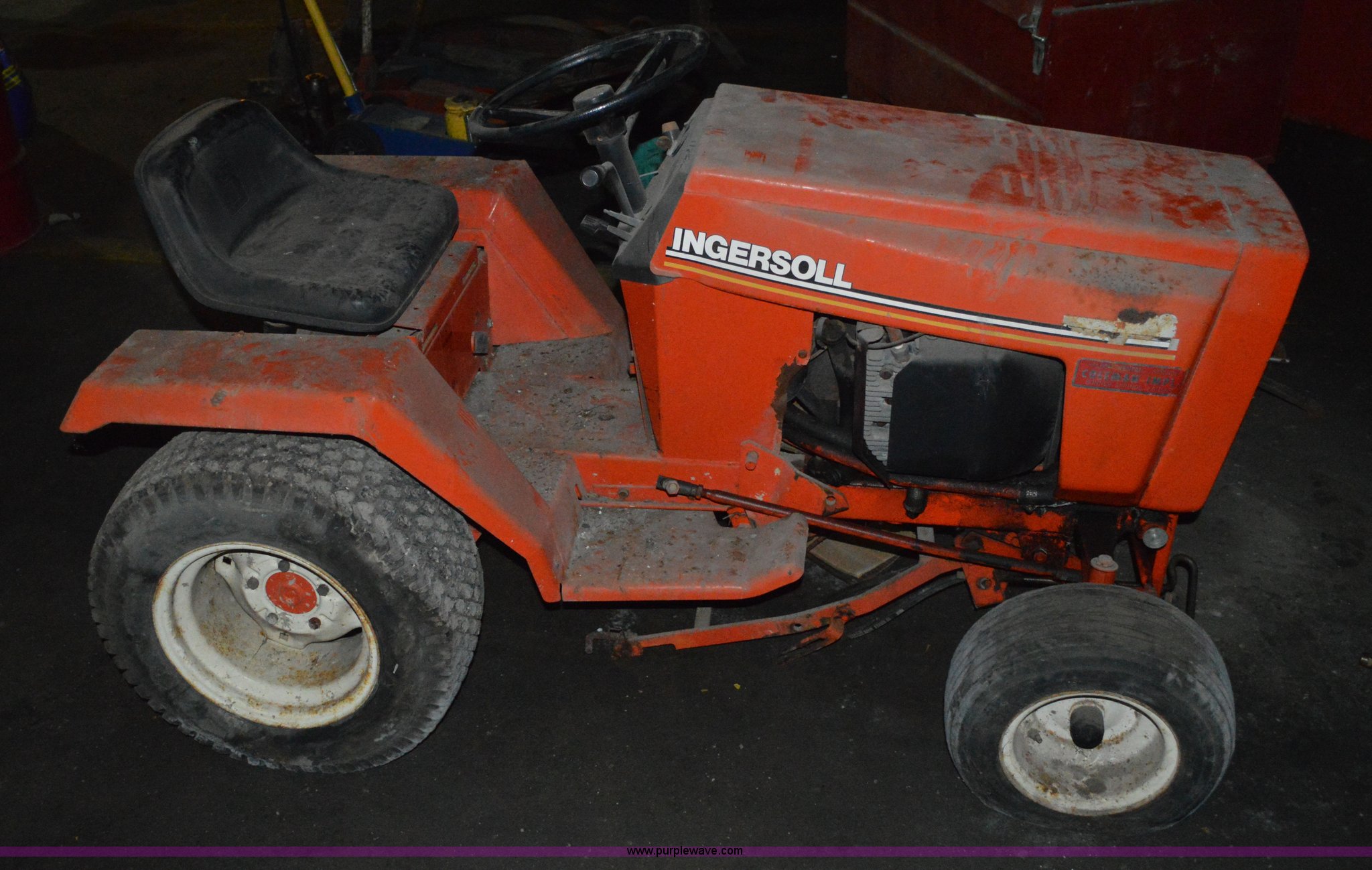 Ingersoll 226 lawn mower in Kansas City, MO Item I2844 sold Purple Wave