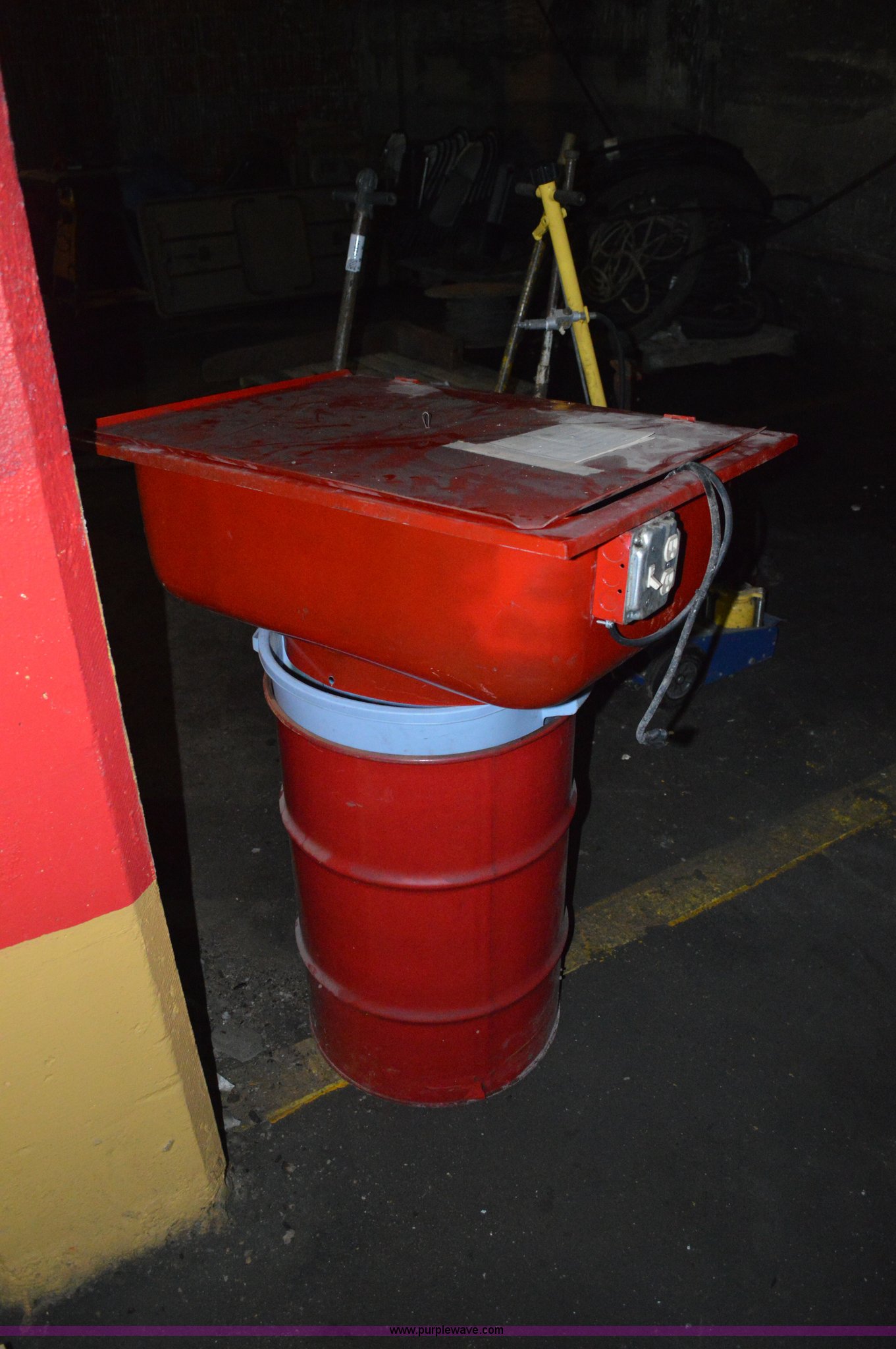 Carolina CPW30 parts washer in Kansas City, MO Item I2846 sold