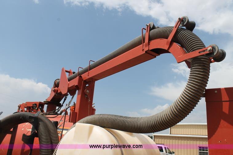 image for item AO9530 2011 Hydrovac FX60 vacuum trailer