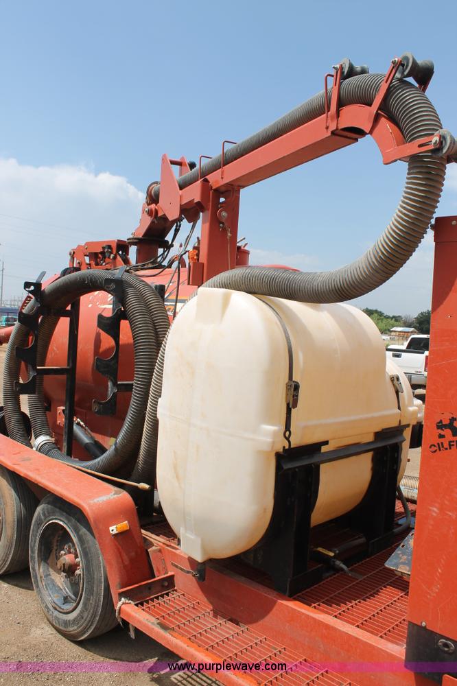 image for item AO9530 2011 Hydrovac FX60 vacuum trailer