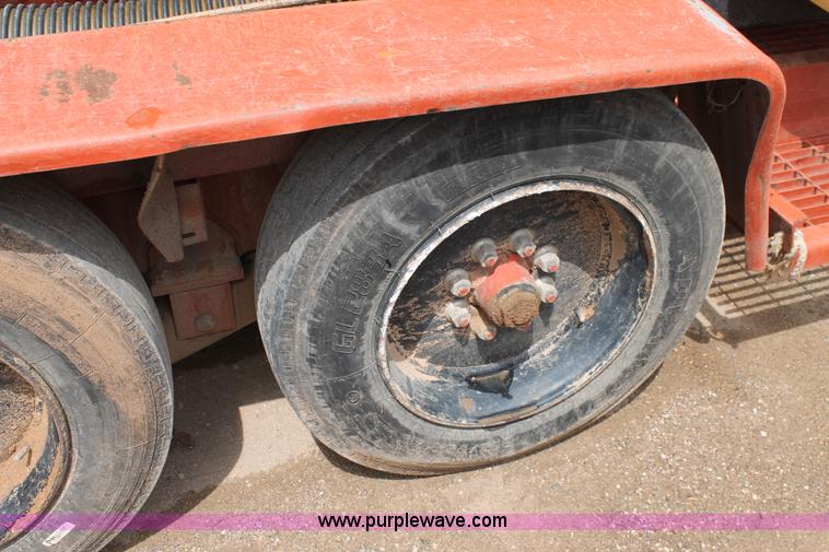 image for item AO9530 2011 Hydrovac FX60 vacuum trailer