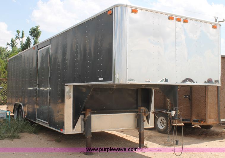 image for item AO9531 2003 B&W polyurethane foam application trailer