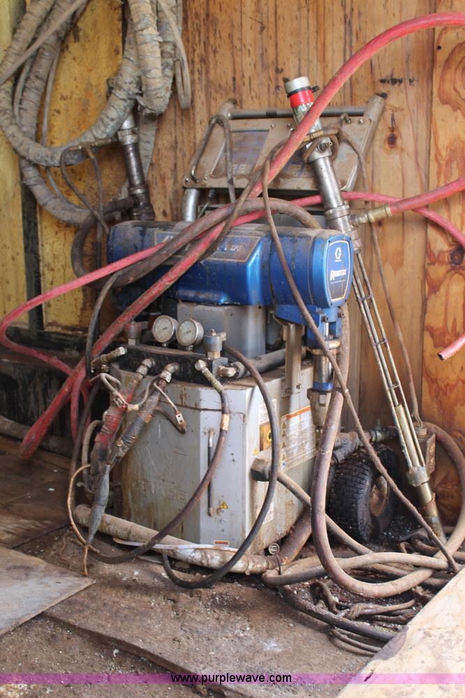 image for item AO9531 2003 B&W polyurethane foam application trailer