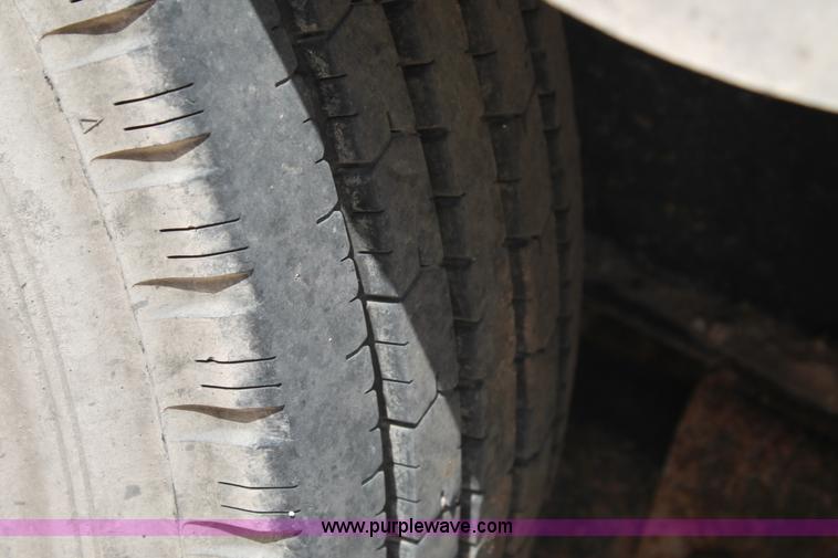 image for item AO9532 2013 Carry-On trailer with polyurea application proportioner