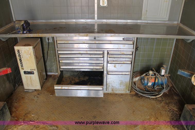 image for item AO9532 2013 Carry-On trailer with polyurea application proportioner