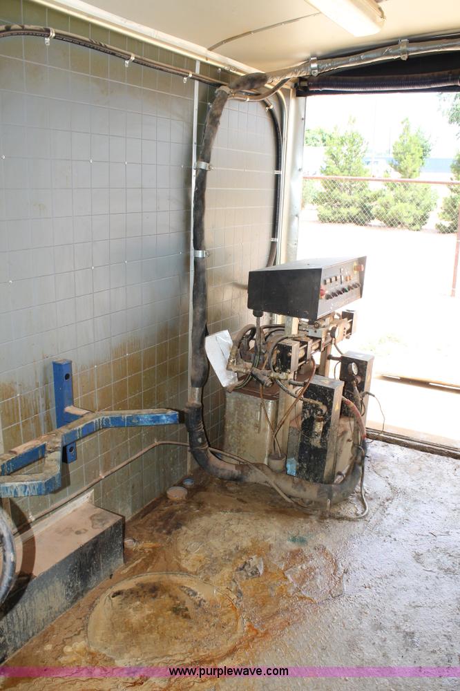 image for item AO9532 2013 Carry-On trailer with polyurea application proportioner