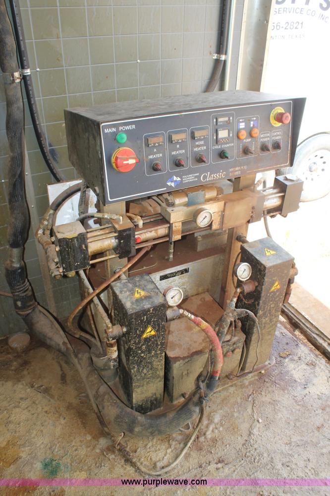 image for item AO9532 2013 Carry-On trailer with polyurea application proportioner