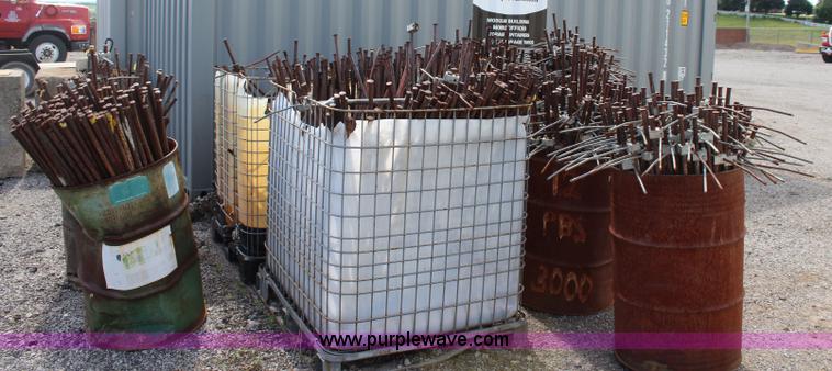 image for item BO9290 Approximately 700 string line parts