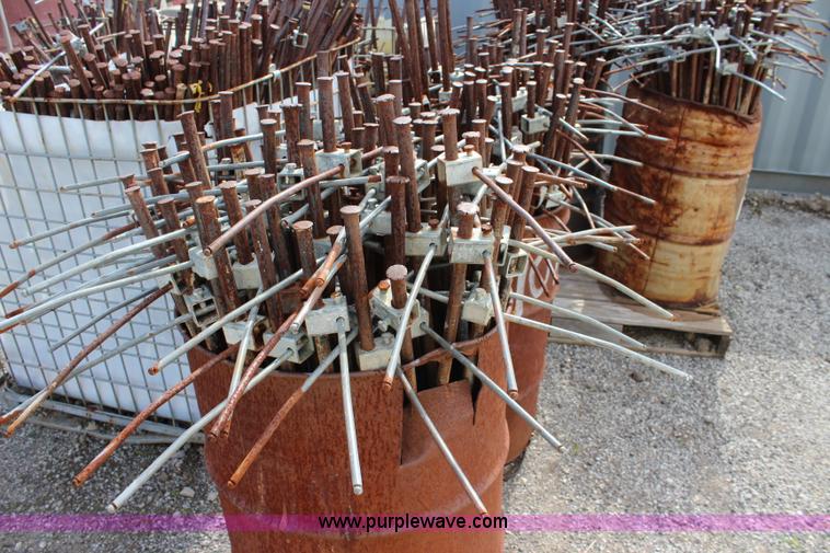 image for item BO9290 Approximately 700 string line parts