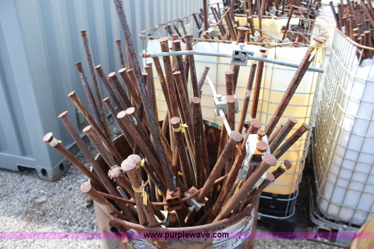 image for item BO9290 Approximately 700 string line parts