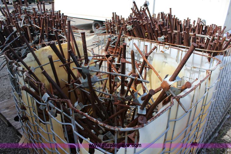 image for item BO9290 Approximately 700 string line parts