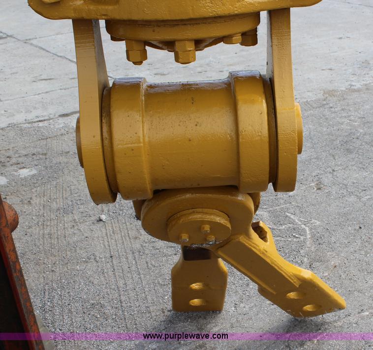 image for item BO9292 Vulcan piling extractor