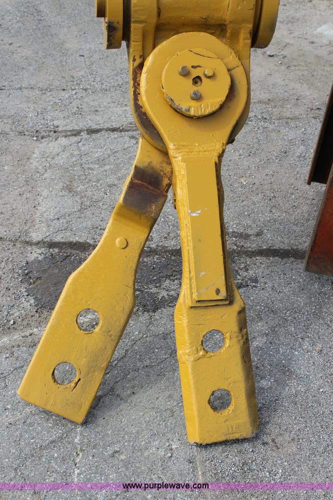 image for item BO9292 Vulcan piling extractor