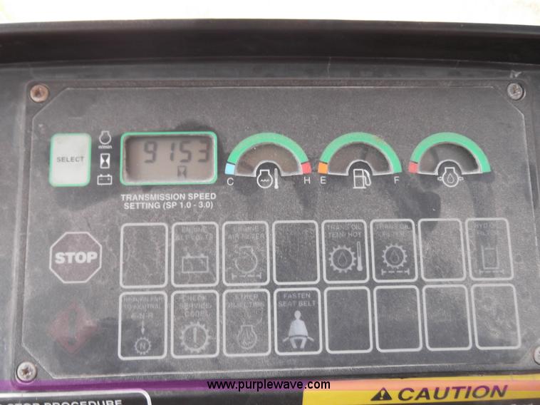 image for item D1553 2004 John Deere 750C LGP Series II dozer