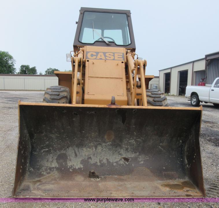 image for item D2490 Case W20B wheel loader