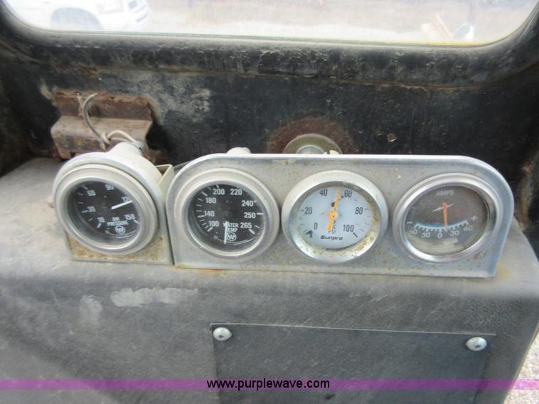 image for item D2490 Case W20B wheel loader