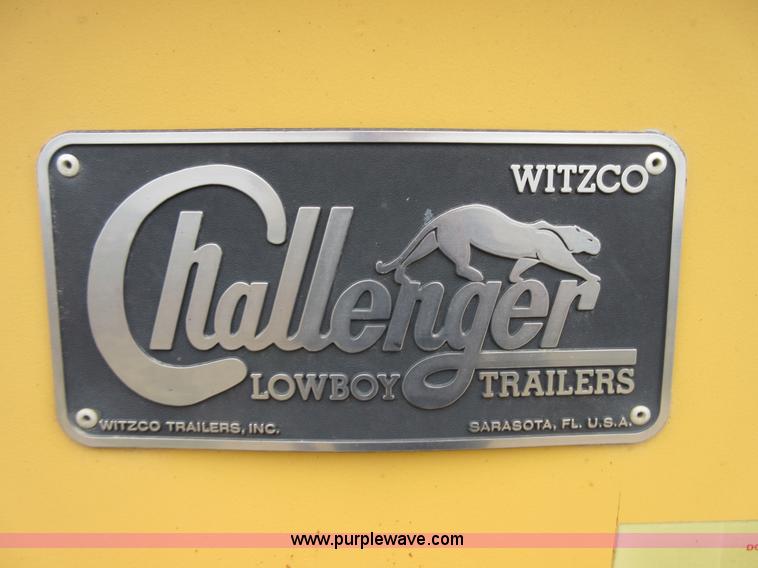 image for item D2492 2001 Witzco Challenger RG-50 lowboy trailer