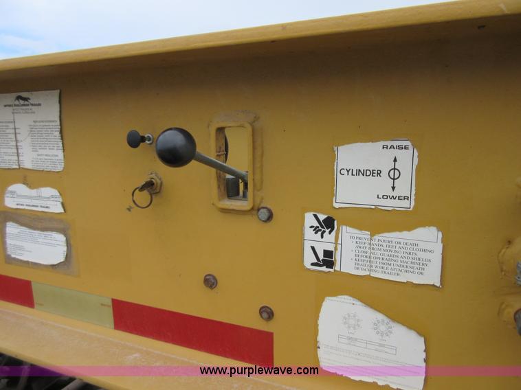 image for item D2492 2001 Witzco Challenger RG-50 lowboy trailer