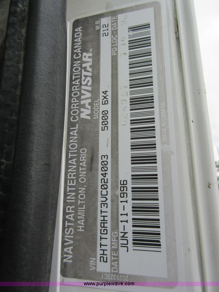 image for item D2495 1997 International 1840 mixer truck