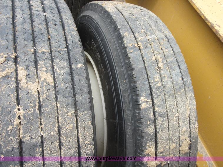 image for item D2497 2014 Whitzco Challenger RG-35 equipment trailer