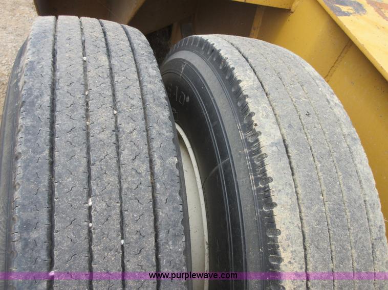 image for item D2497 2014 Whitzco Challenger RG-35 equipment trailer