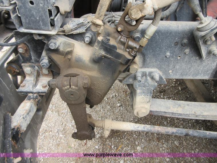 image for item D2498 1998 Mack CH613 semi truck