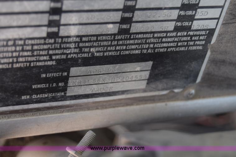 image for item F7889 1987 Peterbilt 349 mixer truck