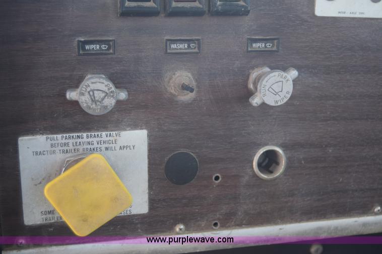 image for item F7889 1987 Peterbilt 349 mixer truck