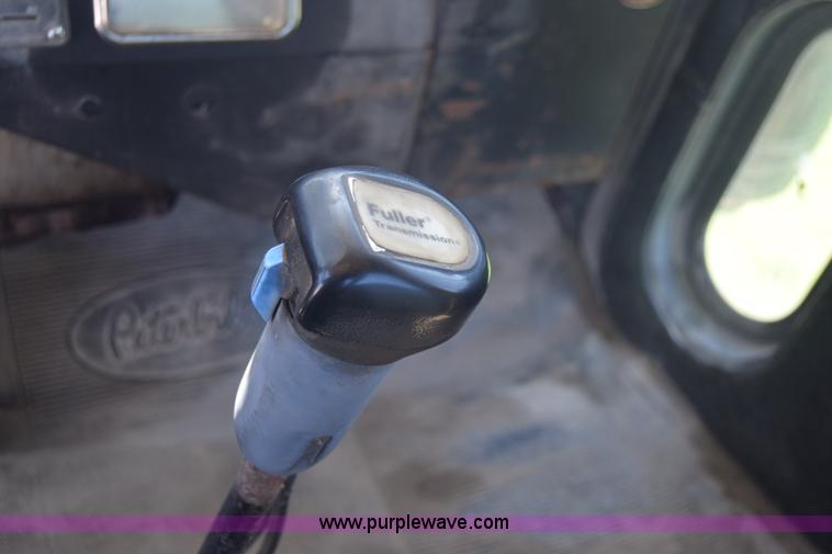 image for item F7889 1987 Peterbilt 349 mixer truck