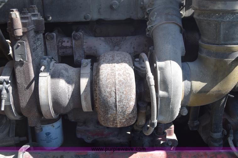 image for item F7889 1987 Peterbilt 349 mixer truck