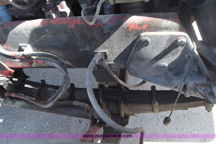 image for item F7889 1987 Peterbilt 349 mixer truck