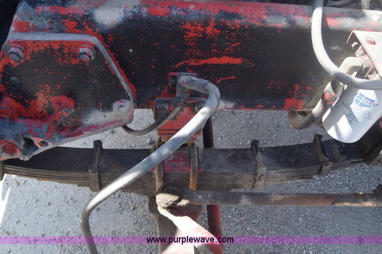 image for item F7889 1987 Peterbilt 349 mixer truck