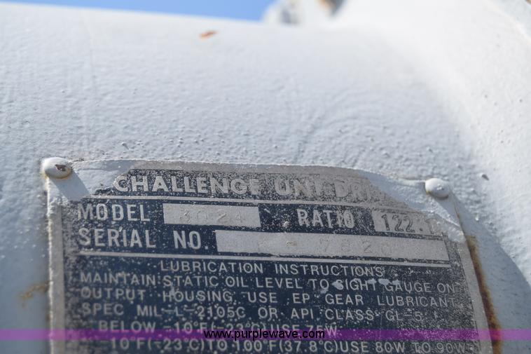 image for item F7889 1987 Peterbilt 349 mixer truck