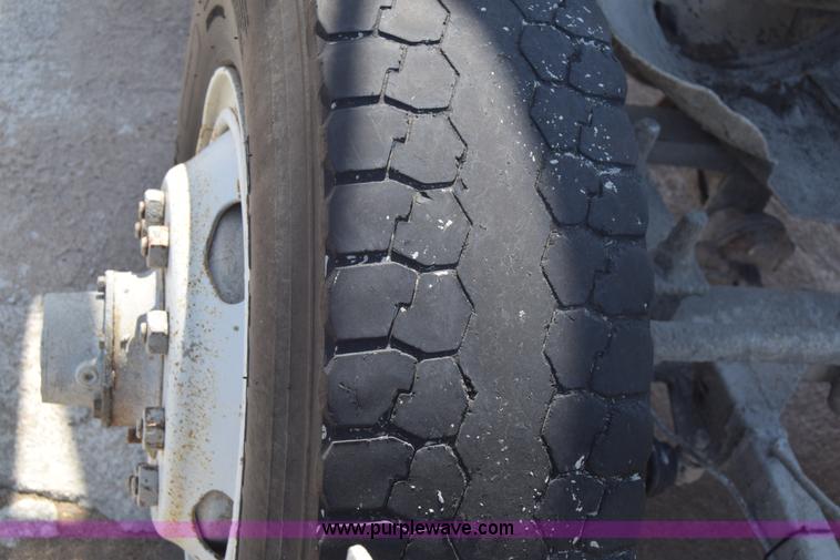 image for item F7889 1987 Peterbilt 349 mixer truck