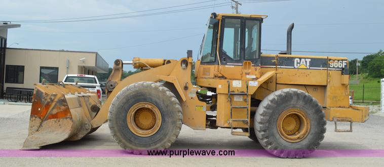 image for item G3664 1995 Caterpillar 966F Series II wheel loader