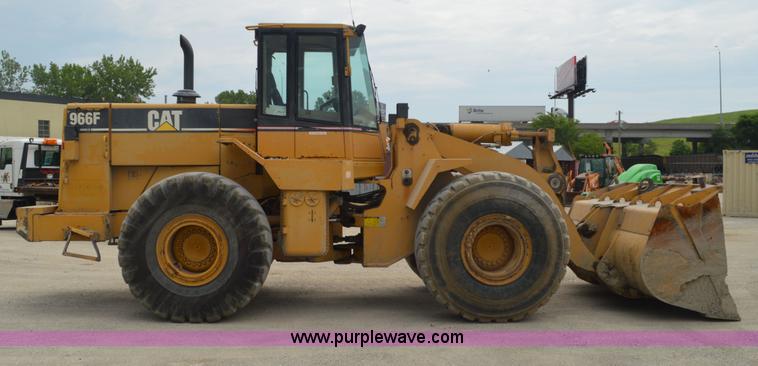 image for item G3664 1995 Caterpillar 966F Series II wheel loader