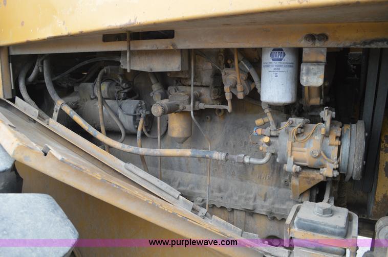 image for item G3664 1995 Caterpillar 966F Series II wheel loader