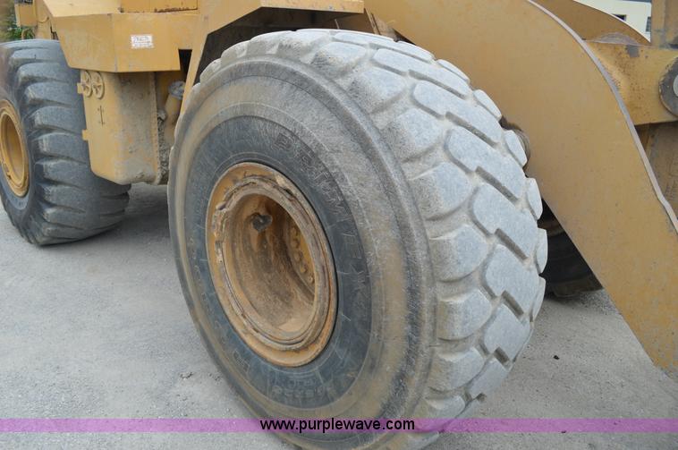 image for item G3664 1995 Caterpillar 966F Series II wheel loader