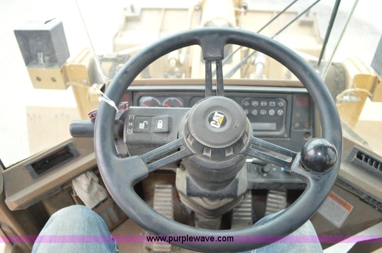 image for item G3664 1995 Caterpillar 966F Series II wheel loader